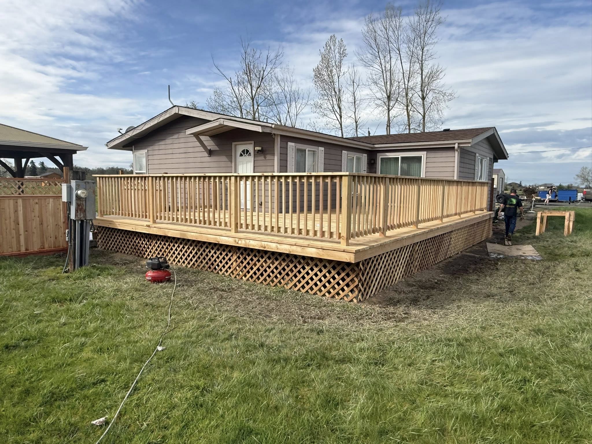 Marty Mar Construction crew working on a custom home project in Eugene, Oregon